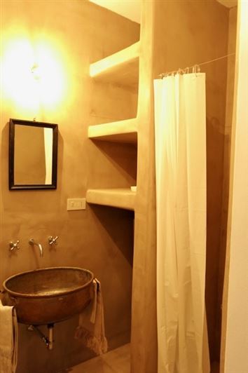 Image No.6-1 Bed House for sale