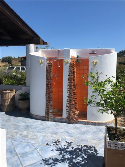 Image No.19-2 Bed House for sale