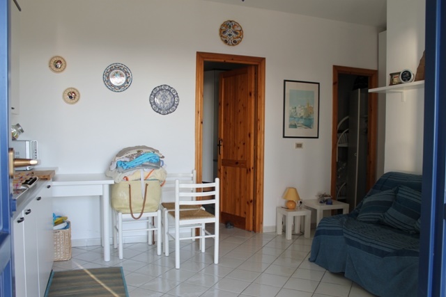 Image No.12-2 Bed House for sale