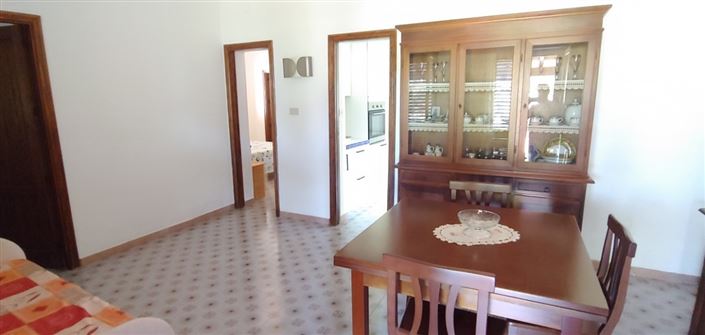 Image No.6-3 Bed House for sale