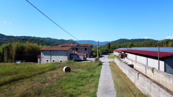 Image No.17-15 Bed Country House for sale