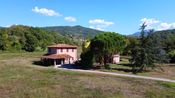 Image No.19-15 Bed Country House for sale