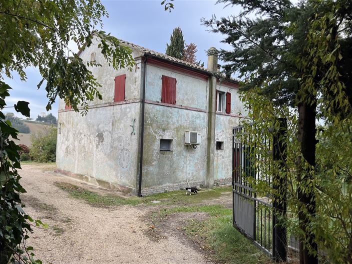 Image No.9-2 Bed House for sale