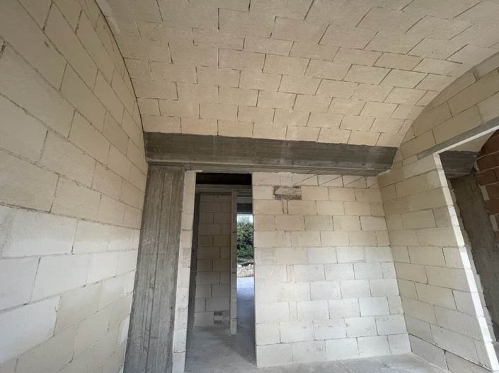 Image No.13-3 Bed House for sale