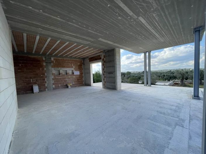 Image No.9-3 Bed House for sale