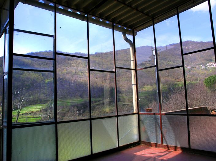 Image No.6-2 Bed House for sale