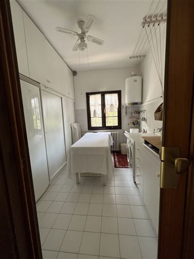 Image No.27-5 Bed House for sale