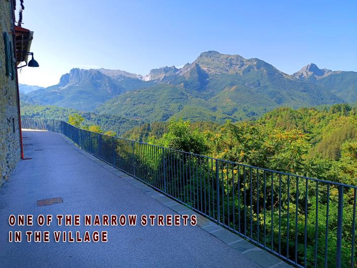 Image No.30-5 Bed Village House for sale