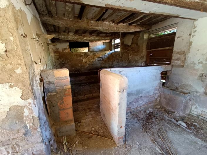 Image No.14-18 Bed Country Property for sale