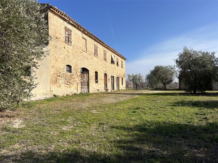 Image No.29-5 Bed House for sale