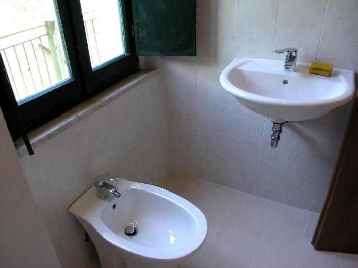 Image No.26-3 Bed House for sale