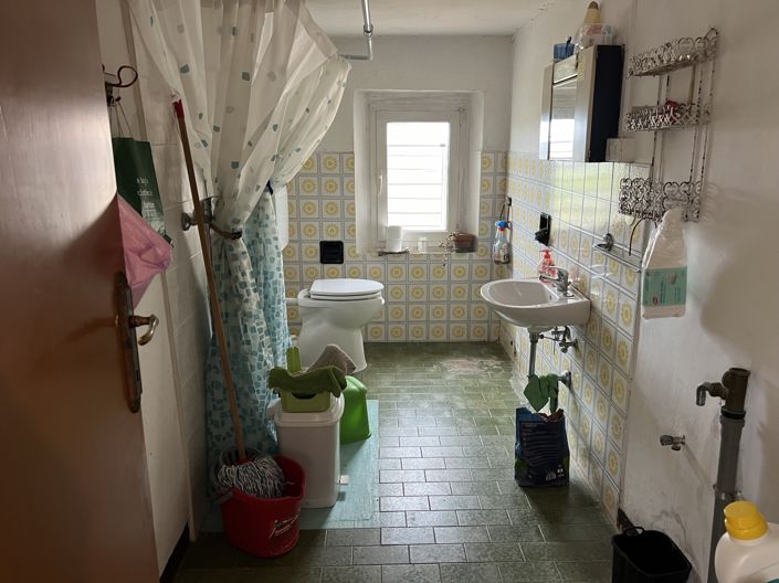 Image No.16-3 Bed House for sale