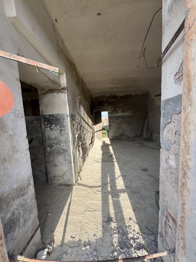 Image No.22-4 Bed House for sale