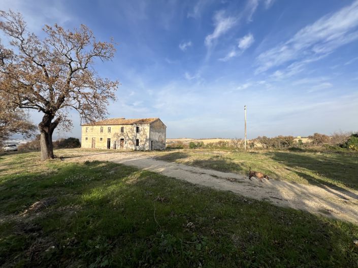 Image No.23-4 Bed House for sale