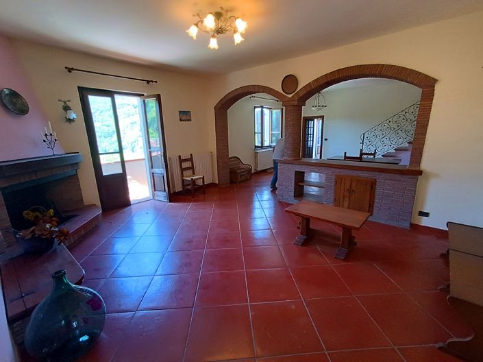 Image No.15-4 Bed House for sale