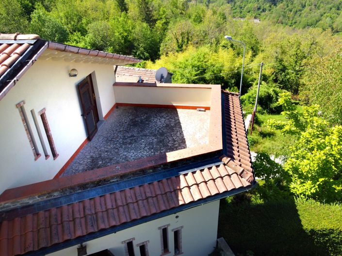 Image No.8-4 Bed House for sale