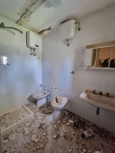 Image No.26-6 Bed House for sale