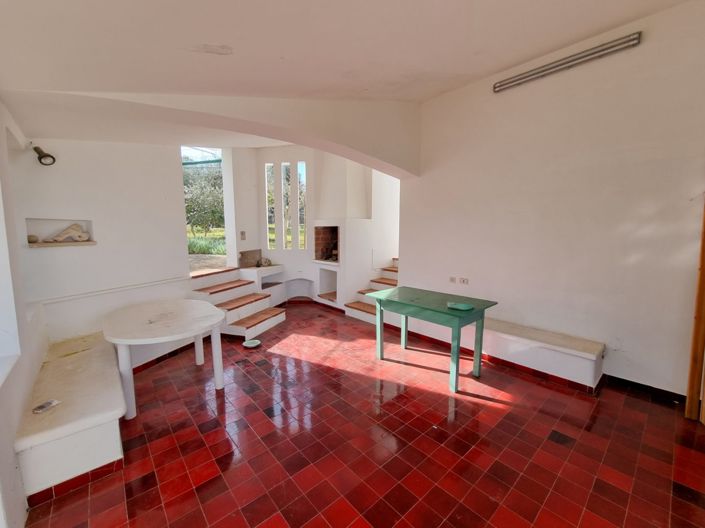 Image No.4-6 Bed House for sale