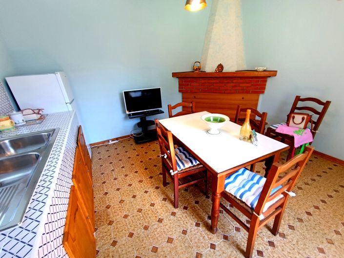 Image No.19-2 Bed House for sale