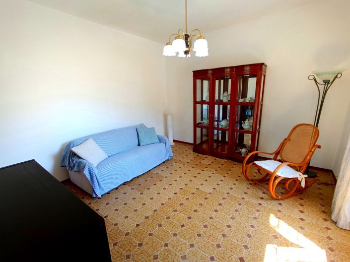 Image No.21-2 Bed House for sale