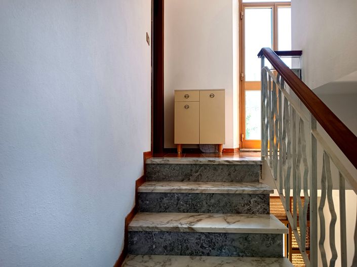 Image No.25-2 Bed House for sale