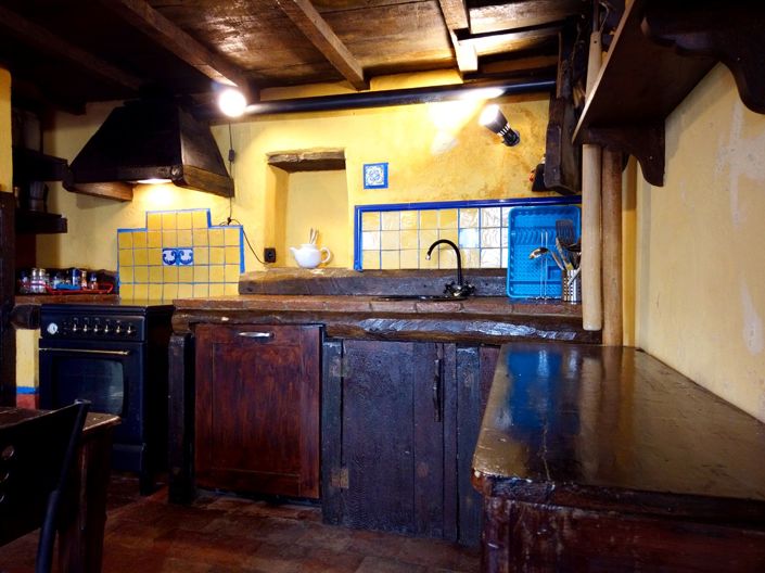 Image No.30-5 Bed House for sale