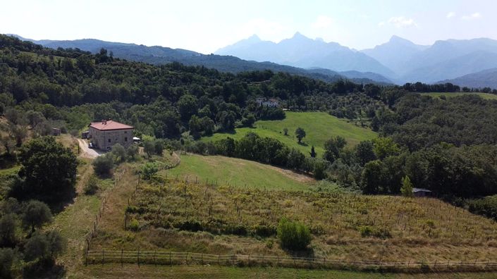 Image No.5-10 Bed House for sale