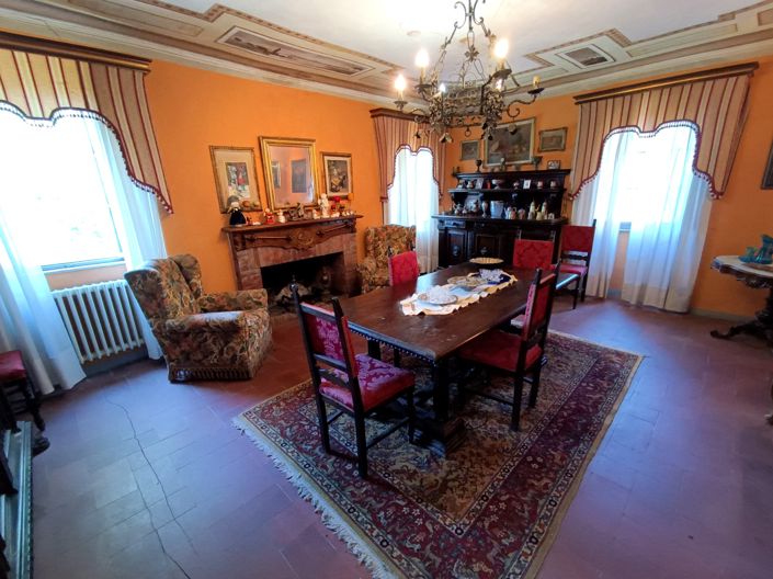 Image No.14-5 Bed House for sale