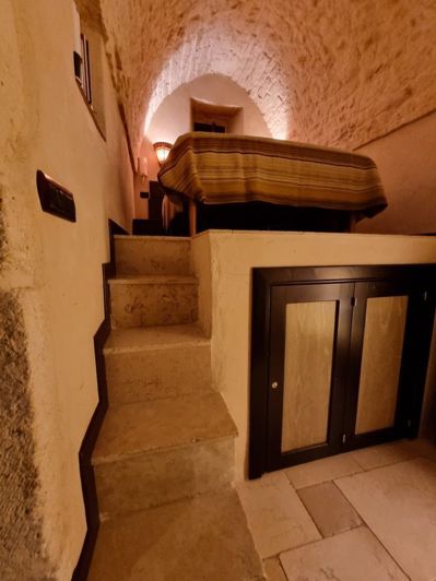 Image No.13-1 Bed House for sale