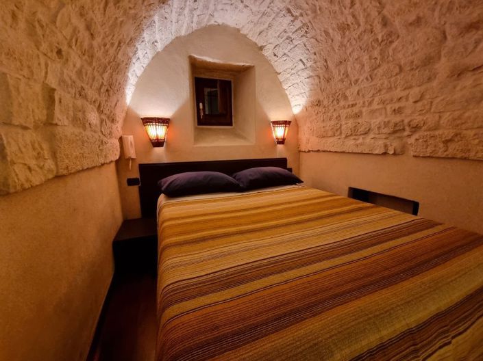 Image No.16-1 Bed House for sale