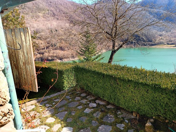 Image No.10-3 Bed House for sale