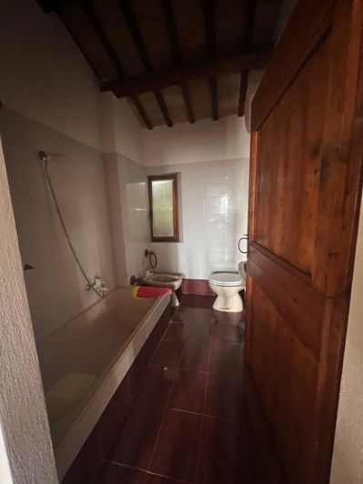 Image No.13-4 Bed House for sale