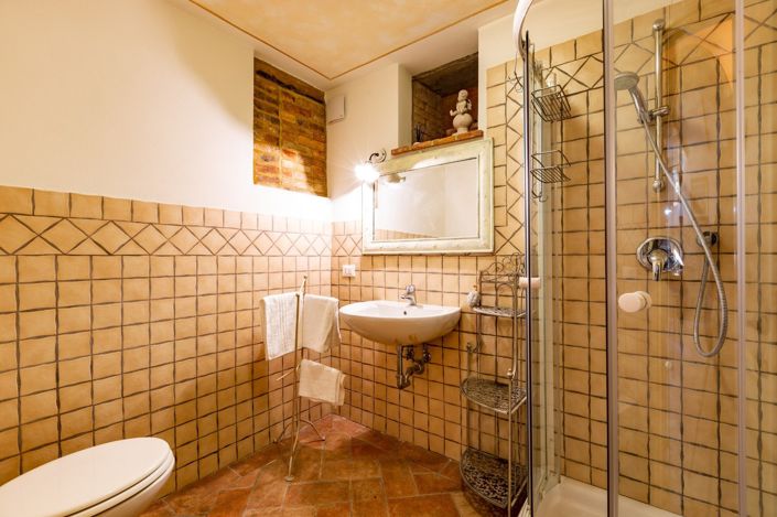 Image No.22-3 Bed House for sale