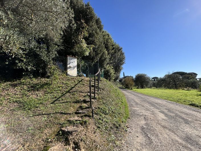 Image No.3-5 Bed House for sale