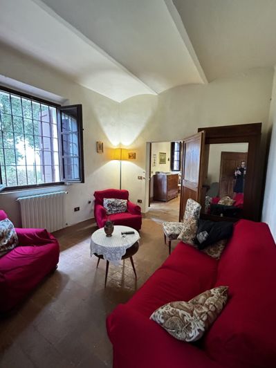 Image No.30-5 Bed House for sale