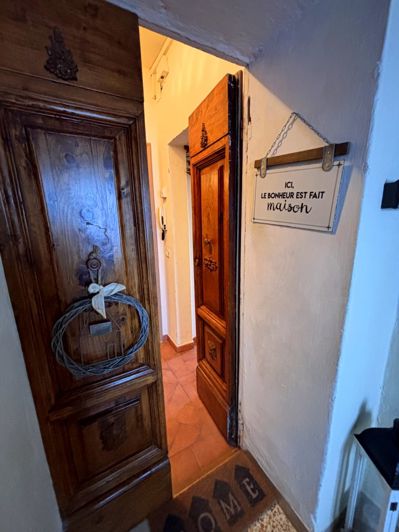 Image No.7-2 Bed House for sale