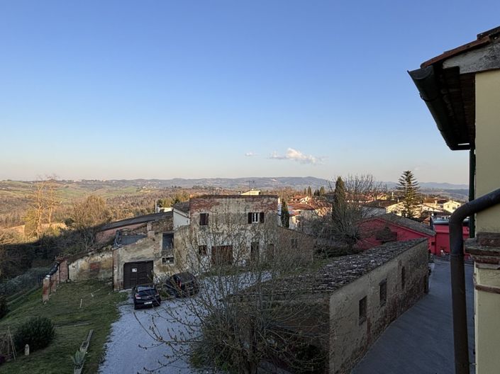 Image No.19-2 Bed House for sale