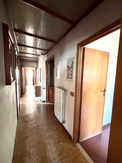 Image No.23-3 Bed Apartment for sale