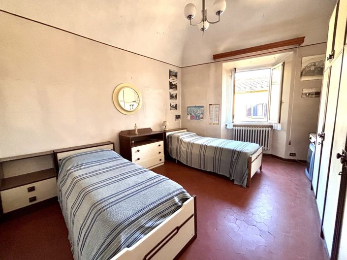 Image No.26-3 Bed Apartment for sale