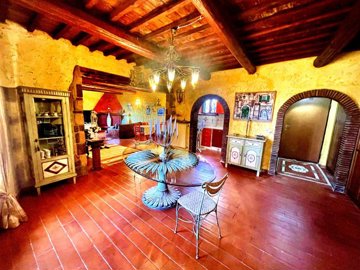 1 - Follonica, House