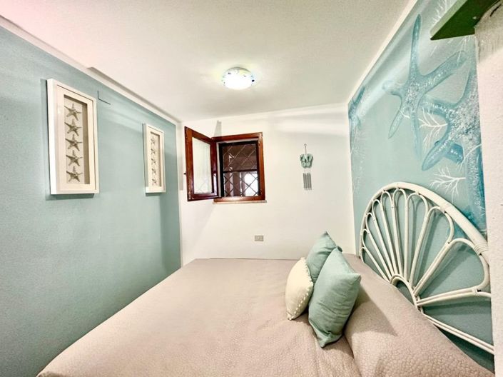 Image No.25-3 Bed House for sale