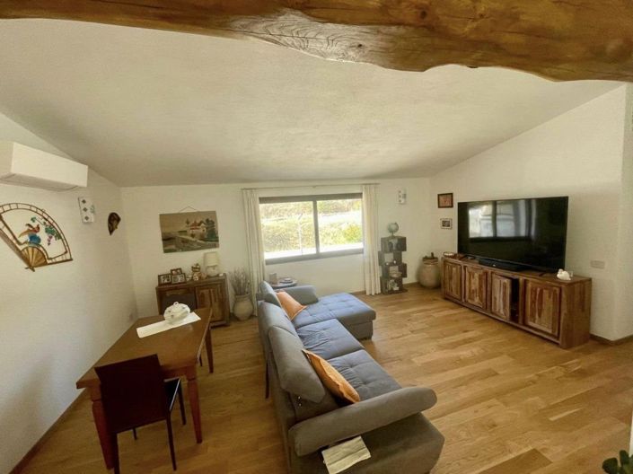 Image No.19-2 Bed House for sale