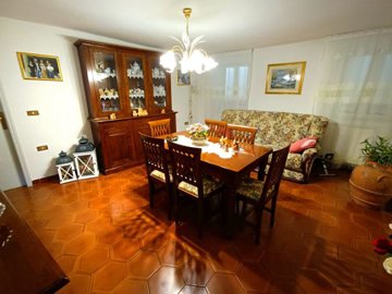 d1717030520251720487