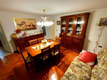 d1717030520251720488