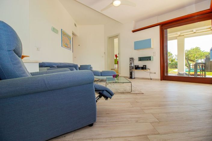 Image No.23-4 Bed House for sale