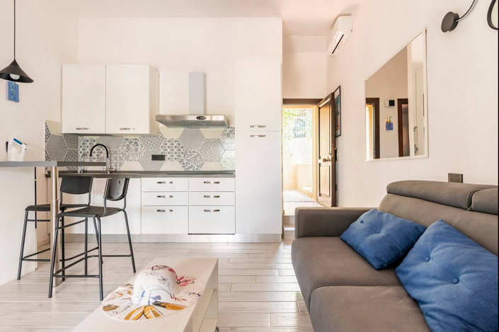 Image No.8-1 Bed House for sale