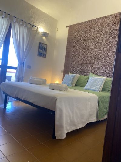 Image No.9-4 Bed House for sale