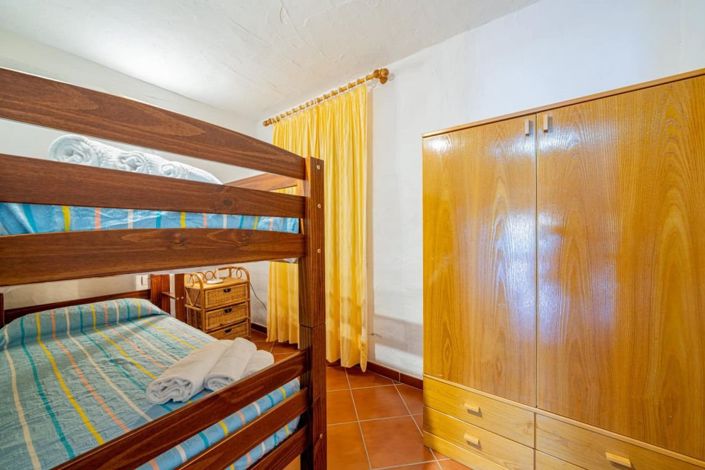 Image No.25-3 Bed Apartment for sale