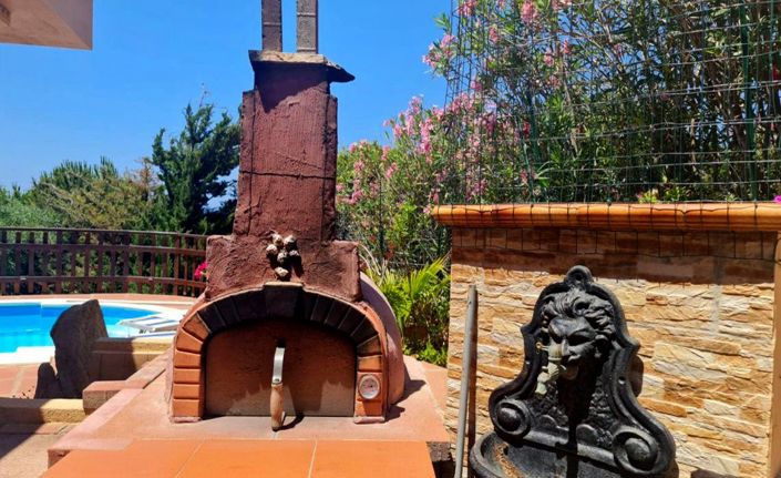 Image No.9-2 Bed House for sale