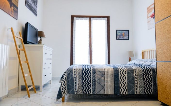 Image No.30-2 Bed Apartment for sale